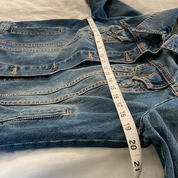 Cropped Denim Jacket (Womens M) - Picture 12 of 12